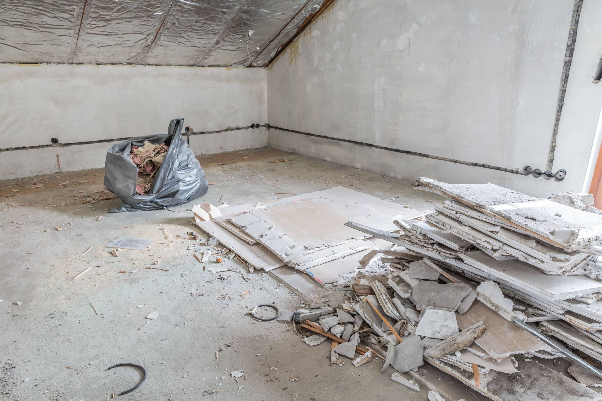 Boya/Silikon/Harç Kalıntısı Sökümü